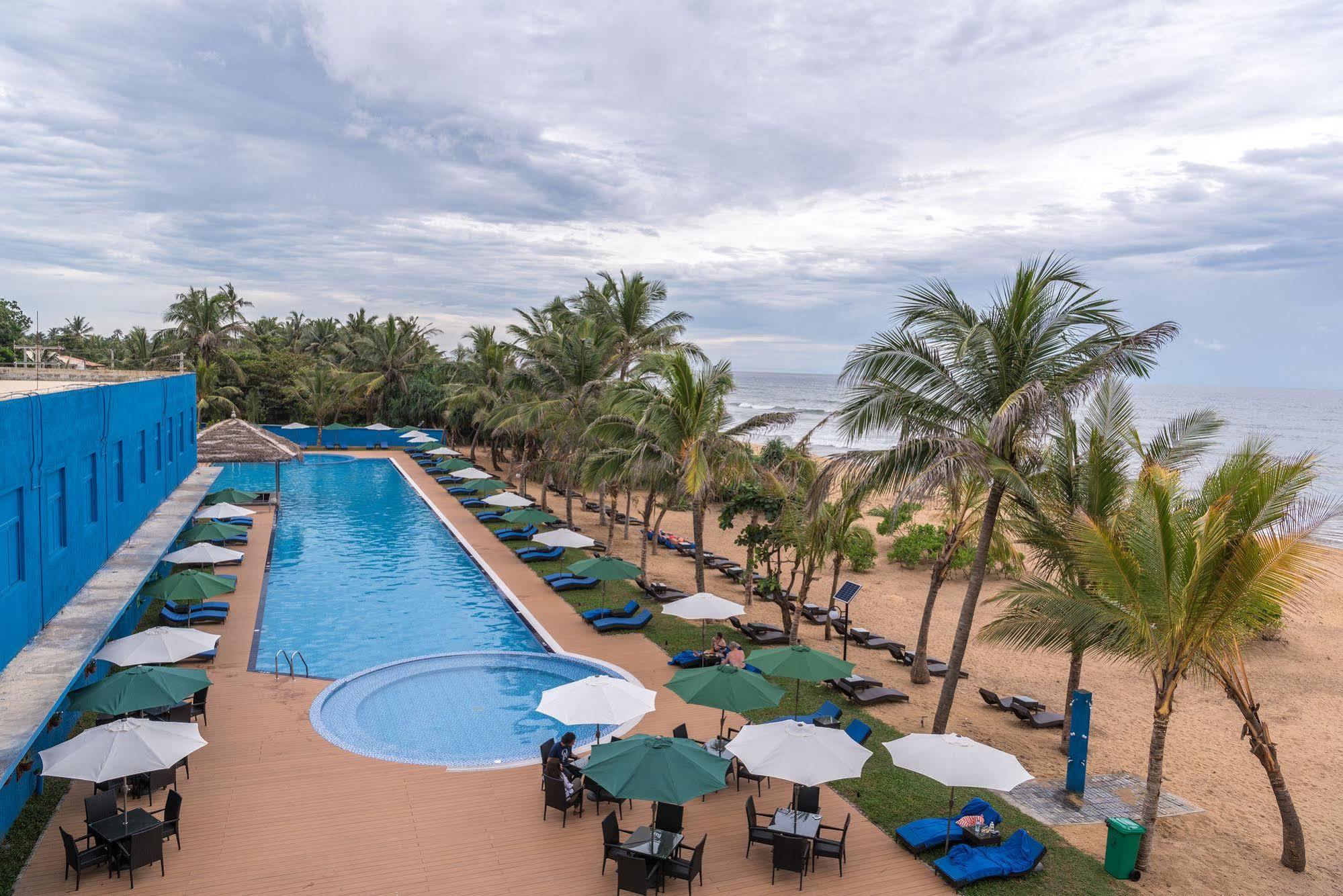 Jie Jie Beach Hotel Wadduwa Eksteriør bilde